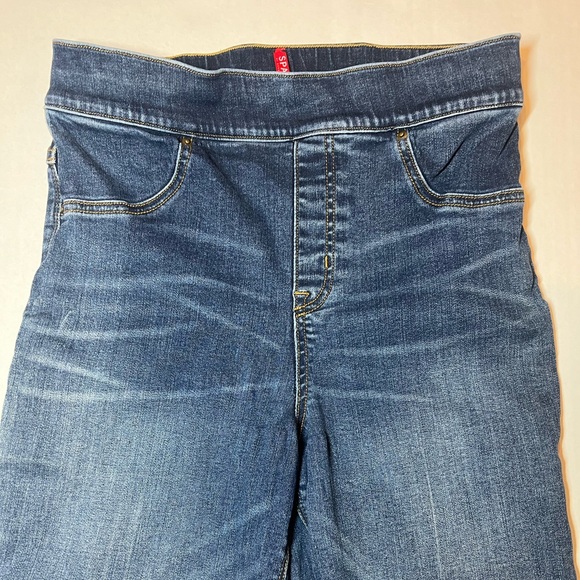 Spanx Cropped Flare High Waisted Blue Pull On Jeans Size Medium Womens - Picture 5 of 9